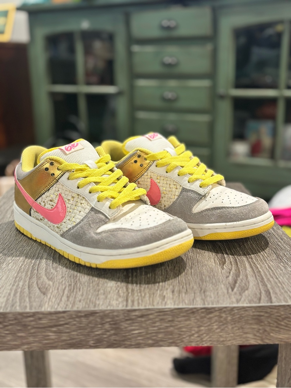 Nike Kids Low-Top Sneakers — Pink Swoosh & Yellow Accents